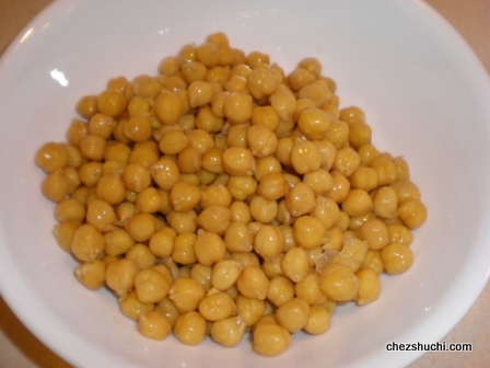 Boiled chick peas